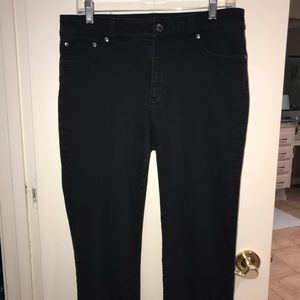 Women’s size 8 Ralph Lauren black skinny jeans
